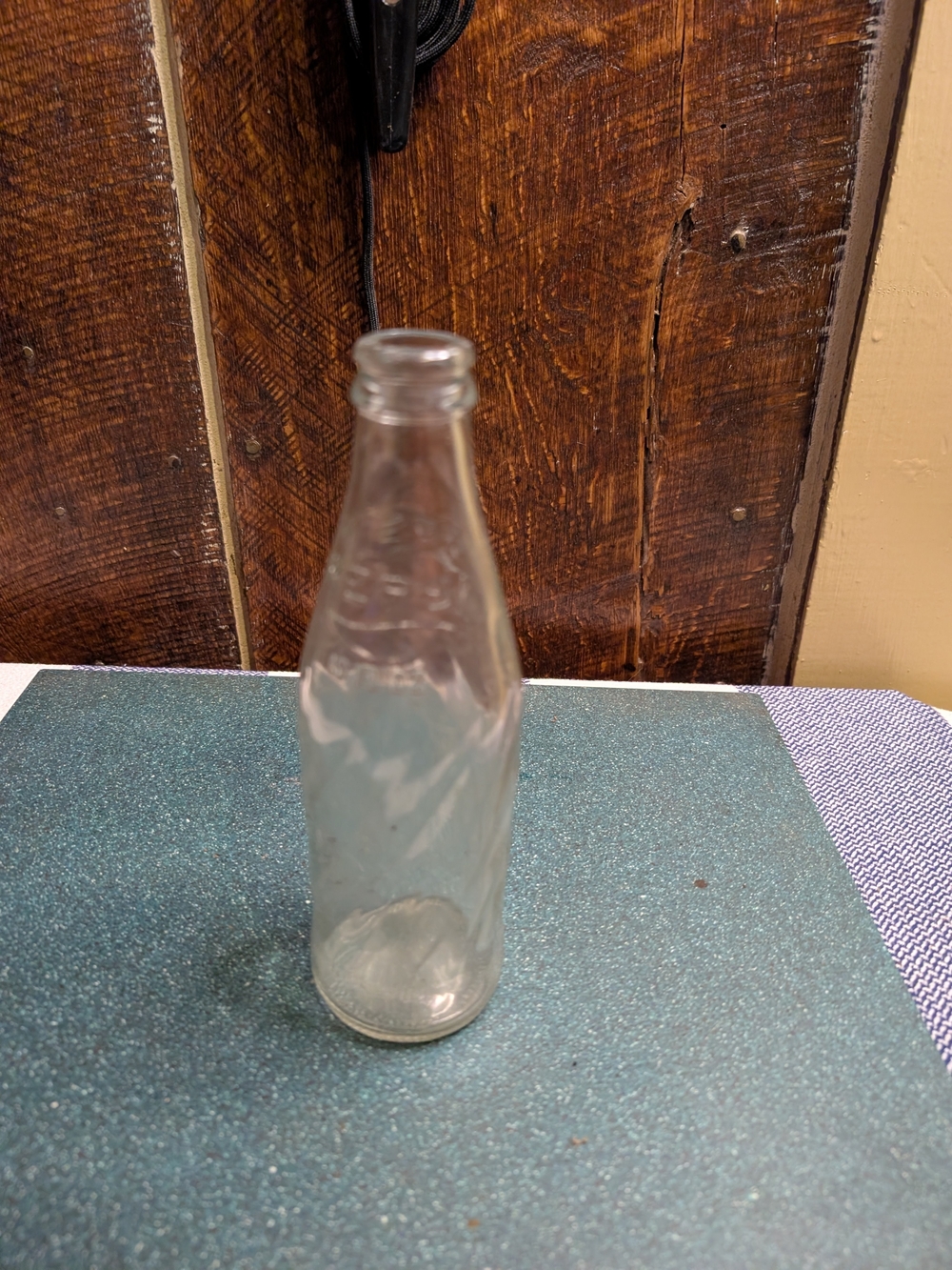 Multiple Antique Bottles In Varying Condition - Picture 3 of 6